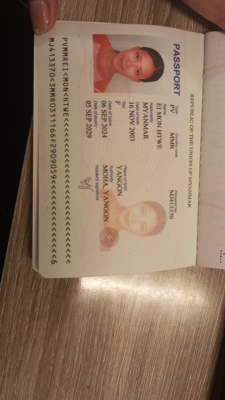 EI mon htwe